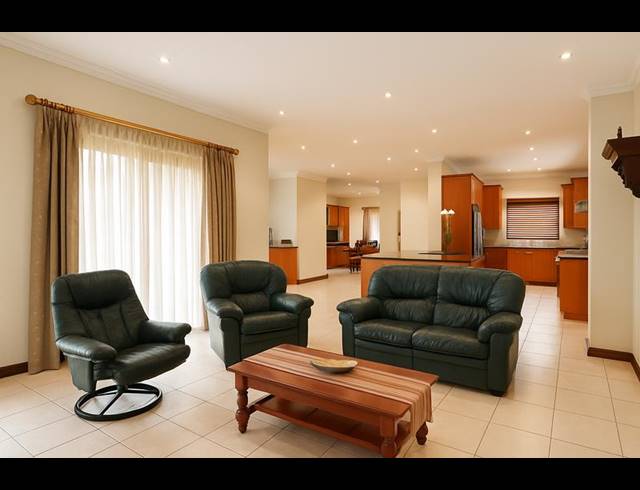 4 BEDROOM HOUSE FOR SALE IN CELTISDAL